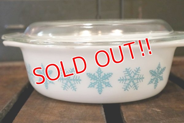 画像2: dp-180302-51 Pyrex / 1960's-1970's Snowflake Casserole