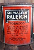 画像3: dp-180501-20 Sir Walter Raleigh / Vintage Tobacco Can