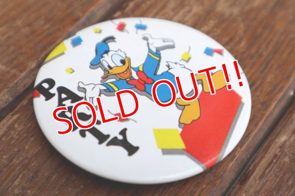 画像2: ct-180514-10 Donald Duck / 1990's Pinback "PARTY"