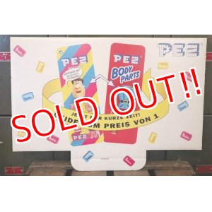 画像: pz-130917-04 PEZ / Store Display Header Card "The Flintstones with Body Parts"