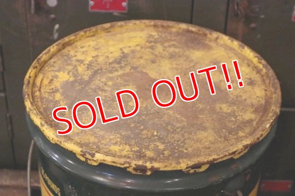 画像9: dp-180701-51 VALVOLINE / 1950's 35 Pounds Oil Can