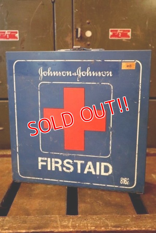 画像1: dp-180701-98 Johnson & Johnson / 1960's-1970's First Aid Kit Box