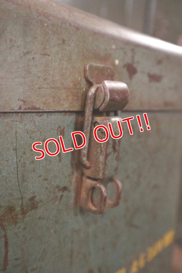 画像4: dp-180701-100 Guild Tools / Vintage Metal Tool Box