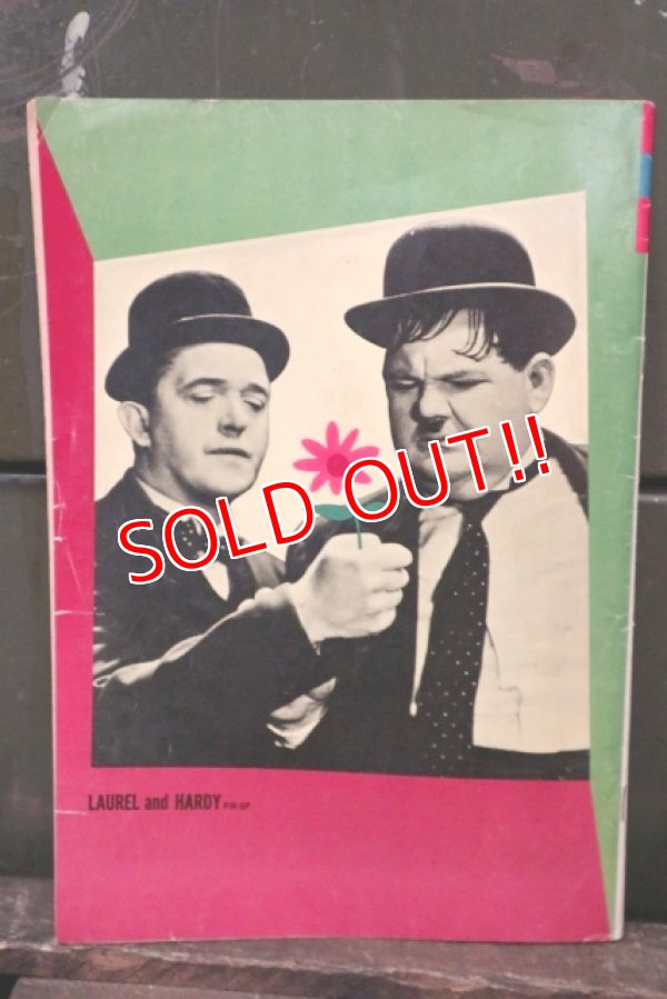 画像7: bk-180801-09 Laurel and Hardy / Gold Key 1966 Comic