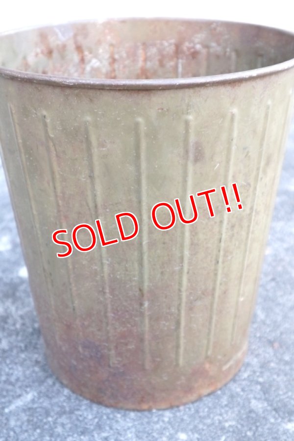 画像2: dp-181101-38 Vintage Garbage can