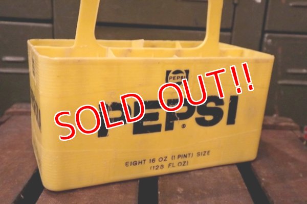 画像2: dp-180801-06 PEPSI / Plastic Bottle Carrier