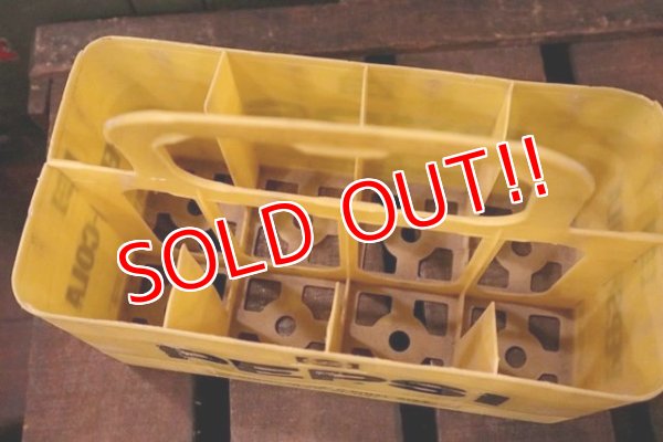 画像7: dp-180801-06 PEPSI / Plastic Bottle Carrier