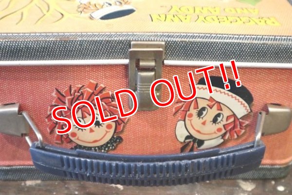 画像8: ct-181203-30 Raggedy Ann and Andy / Aladdin 1973 Metal Lunch Box