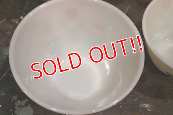 画像7: dp-181101-30 Fire-King / 1950's Tulip Mixing Bowl Set