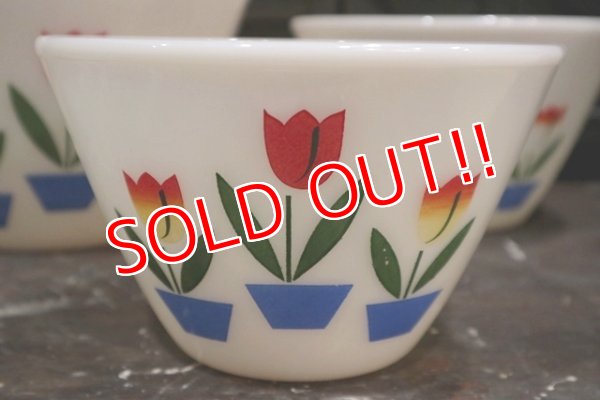 画像4: dp-181101-30 Fire-King / 1950's Tulip Mixing Bowl Set