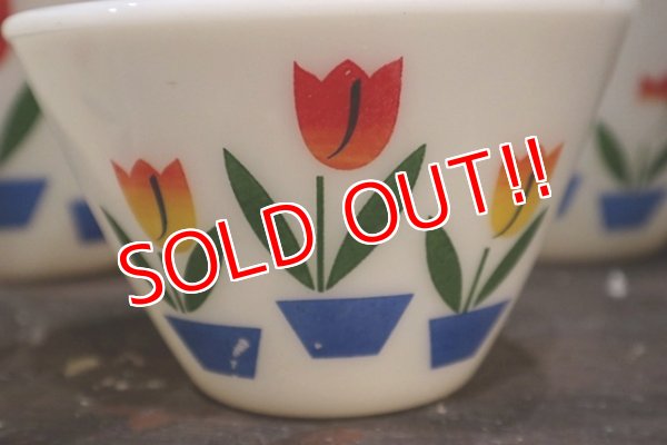 画像8: dp-181101-30 Fire-King / 1950's Tulip Mixing Bowl Set