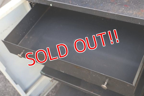 画像9: dp-190104-01 Delco Superide / 1960's-1970's Metal Cabinet