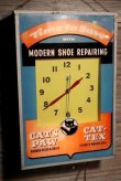 画像1: dp-190101-12 CAT'S PAW CAT-TEX / 1950's Advertising Lighted Clock