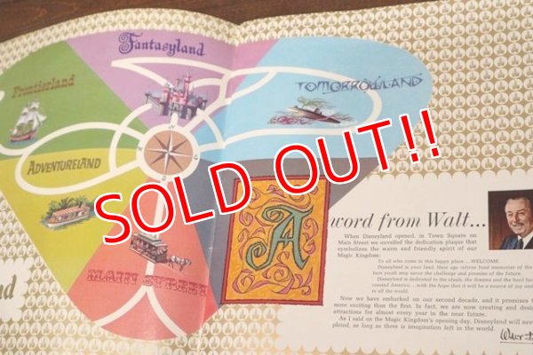 画像3: ct-190101-33 1960's-1970's Walt Disney's Pictorial souvebir book of Disneyland