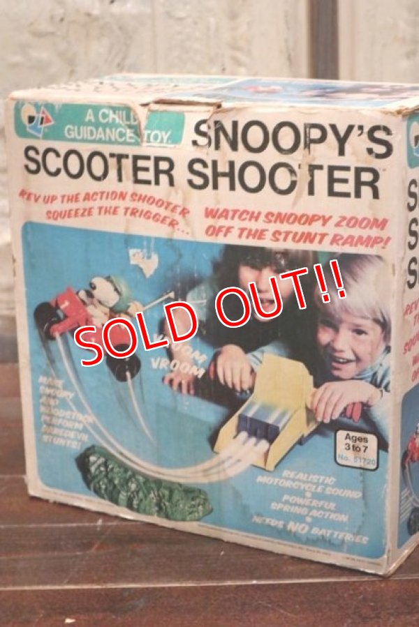 画像17: ct-1902021-42 Snoopy / Child Guidance 1977 Scooter Shooter