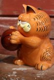 画像3: ct-190301-15 Garfield / 1980's Ceramic Coin Bank "Basketball"