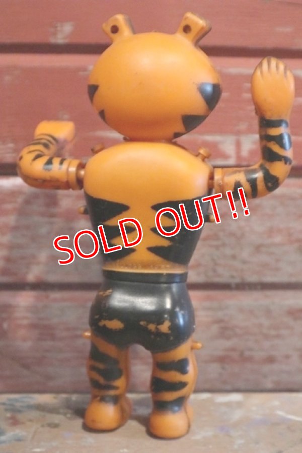 画像6: ct-190401-38 Kellogg's / Tony the Tiger 1967 Swimmer Toy