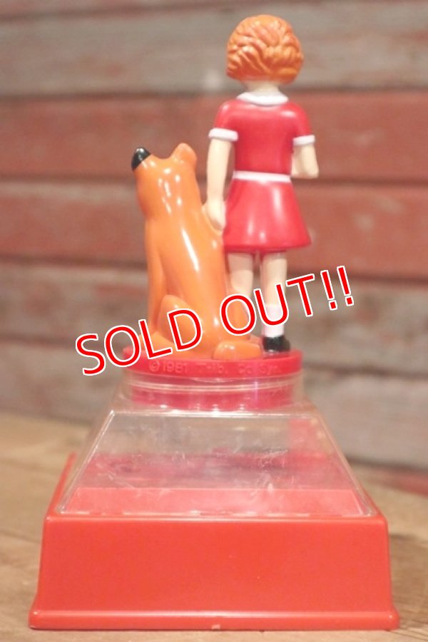 画像5: ct-190501-43  Little Orphan Annie & Sandy / 1981 Gumball Bank