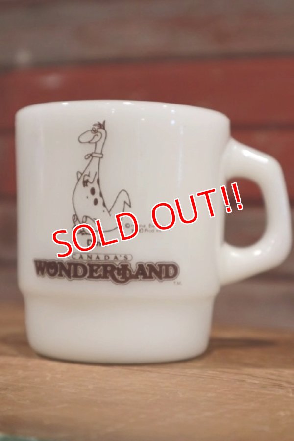 画像1: ct-190501-47 Canada's Wonderland / Anchor Hocking 1980's "Dino" Mug