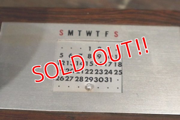 画像2: dp-190401-39 Longines Symphonette / 1970's Desk Set Radio AM Radio