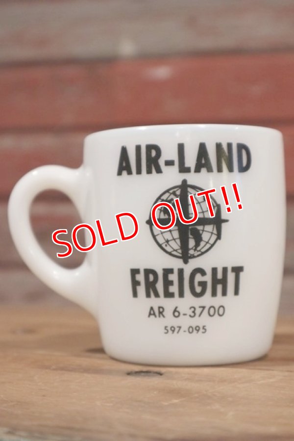 画像1: dp-190401-44 Unknown / Vintage AIR-LAND FREIGHT Milk Glass Mug