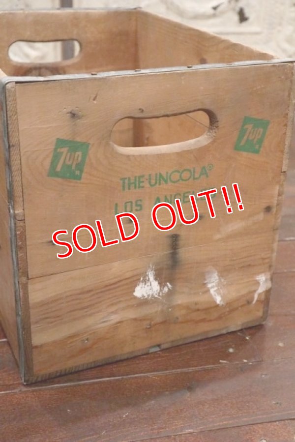 画像4: dp-190508-23 7up / 1970's Wood Box