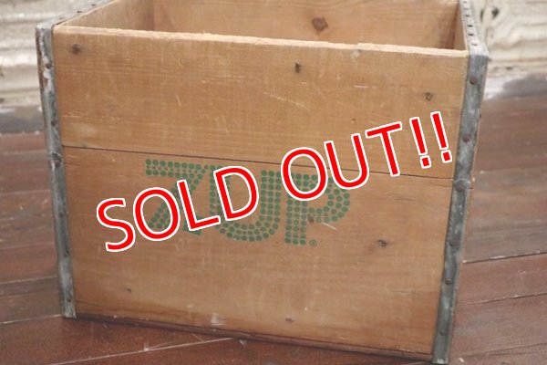 画像3: dp-190508-23 7up / 1970's Wood Box