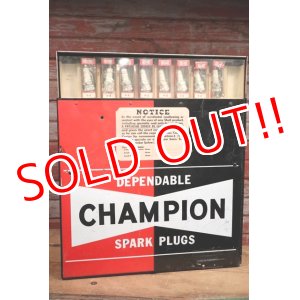 画像: dp-190508-05 CHAMPION / 1960's Spark Plugs Cabinet