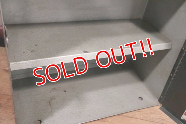 画像8: dp-190508-05 CHAMPION / 1960's Spark Plugs Cabinet