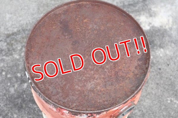 画像11: dp-190508-18 Mobil / 1950's 15 U.S.Gallons Oil Can