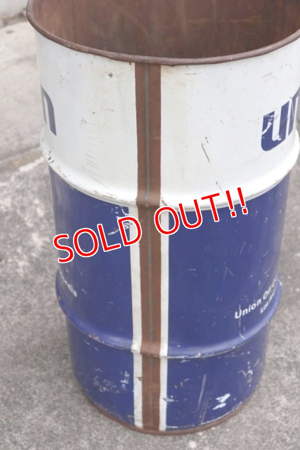 画像8: dp-190508-22 76 UNION / 1970's 15 U.S.Gallons Oil Can