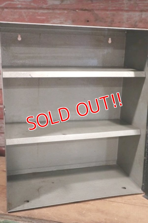 画像7: dp-190508-05 CHAMPION / 1960's Spark Plugs Cabinet