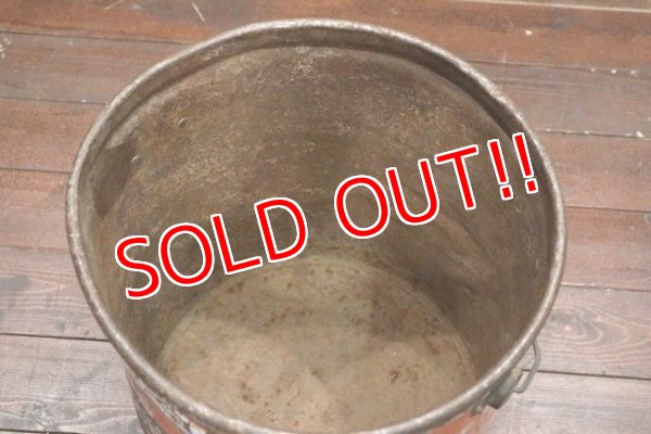 画像9: dp-190601-05 HUSKY / 1956 5 U.S.Gallons Motor Oil Can