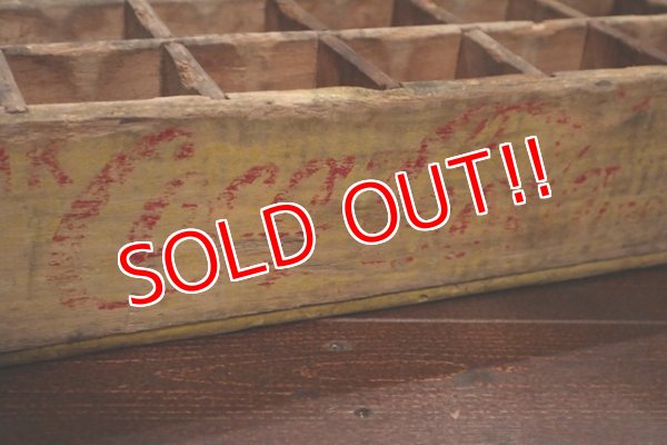 画像2: dp-190701-10 Coca Cola / 1970's Wood Drink Case