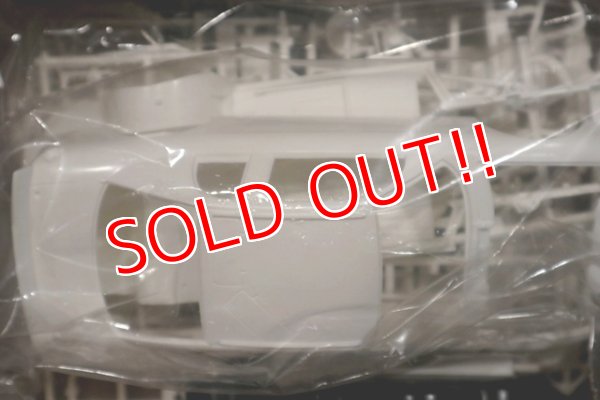 画像9: ct-120523-97 MONOGRAM / 1996 1:24 Scale Chevrolet Monte Carlo "Cartoon Network"