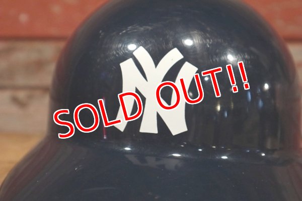 画像2: dp-190801-14 New York Yankees / 1970's Kid's Helmet