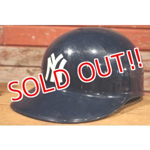 画像: dp-190801-14 New York Yankees / 1970's Kid's Helmet
