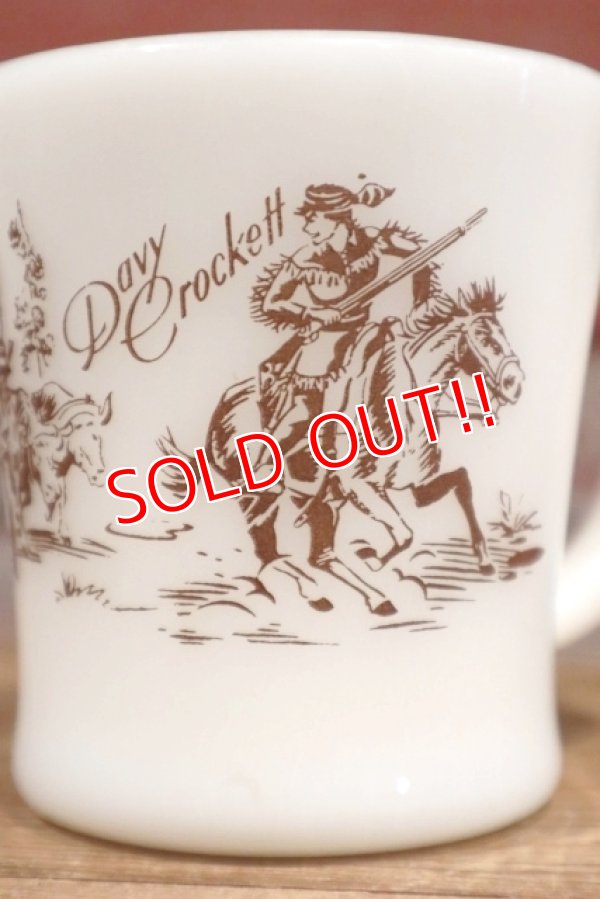 画像2: nfk-190801-07 Fire-King / D-Handle Mug Davy Crockett