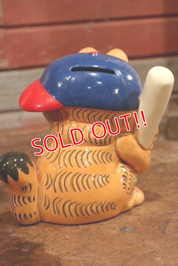 画像4: ct-190905-03 Garfield / Enesco 1980's Ceramic Coin Bank "Baseball" 