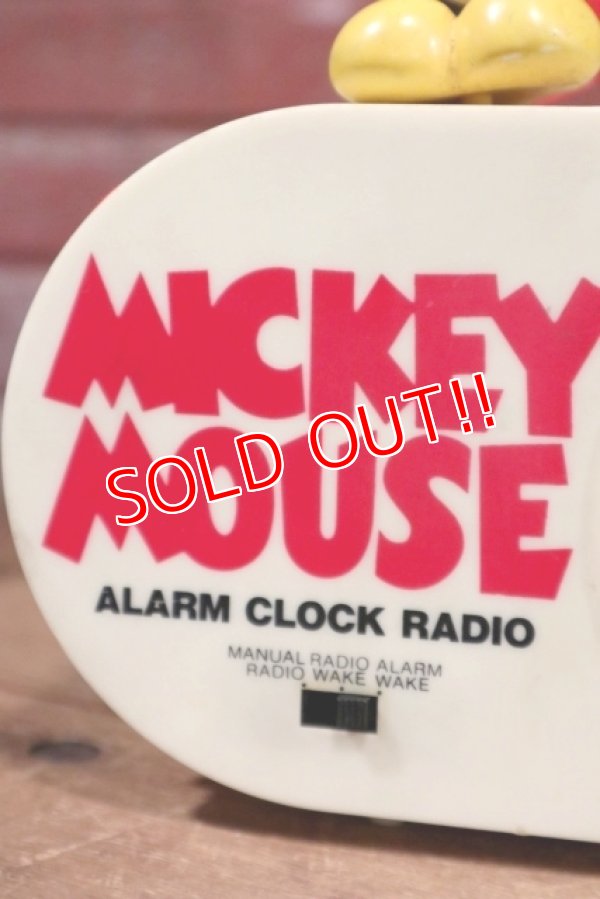画像4: ct-190905-64 Mickey Mouse / 1970's-1980's Alarm Clock Radio