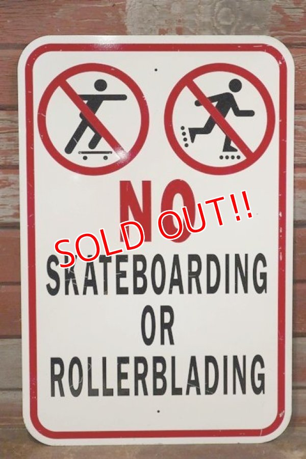 画像1: dp-190901-42 Road Sign "NO SKATEBOARDING or ROLLERBLADING"