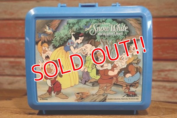 画像1: ct-190901-13 Snow White and the Seven Dwarfs / Aladdin 1990's Plastic Lunch Box