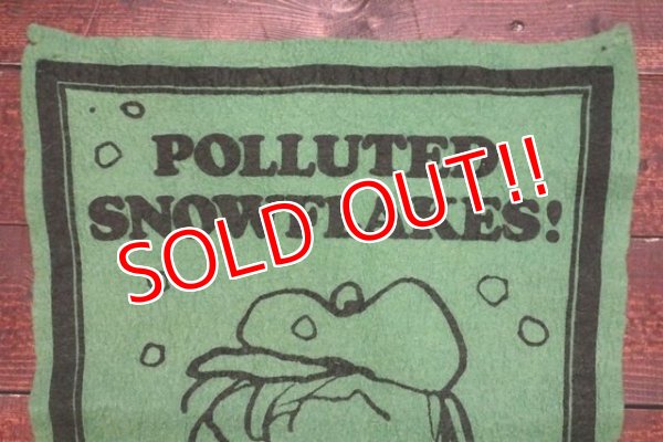 画像2: ct-191001-30 PEANUTS / 1960's Banner "Linus" Green