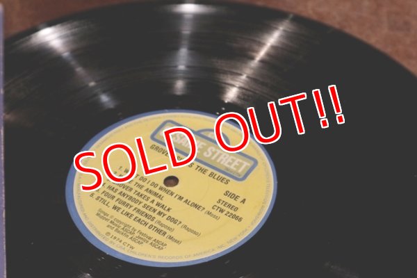 画像7: ct-150818-29 Sesame Street / Grover Sings The Blues 1970's Record