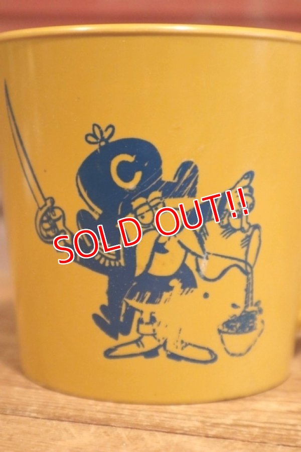 画像2: ct-141001-27 Cap'n Crunch / 1970's Plastic Mug (JUNK)
