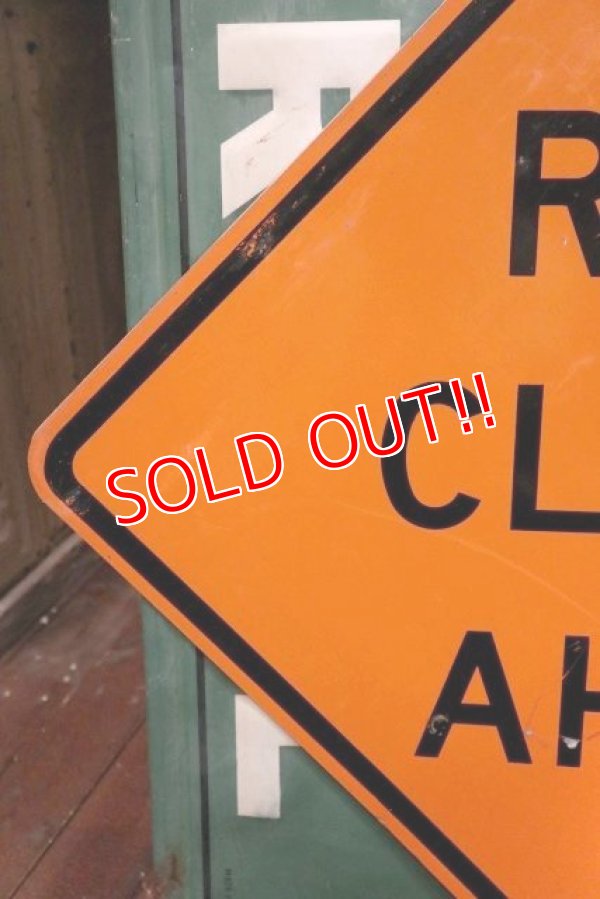 画像4: dp-191101-38 Road Sign "ROAD CLOSED AHEAD "