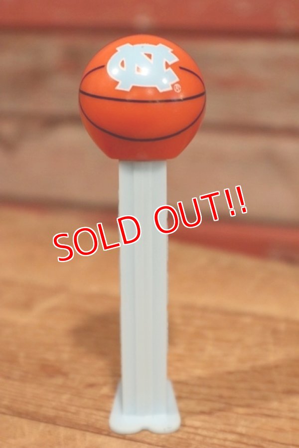 画像1: pz-160901-151 UNC University of North Carolina / 2008 Basketball Pez Dispenser