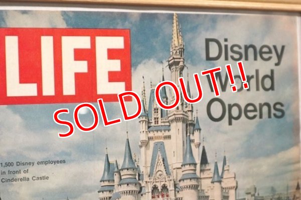 画像2: ct-200101-52 LIFE Magazine Cover / October 15. 1971 Disney World Opens
