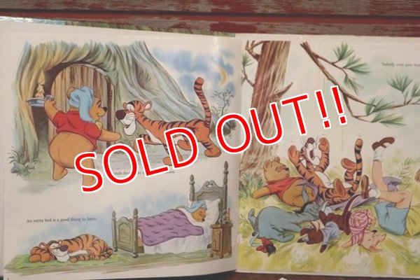 画像4: ct-191211-73 Winnie the Pooh and the honey tree 1970's Record & Book