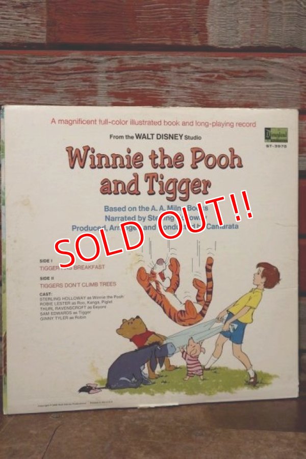 画像9: ct-191211-73 Winnie the Pooh and the honey tree 1970's Record & Book